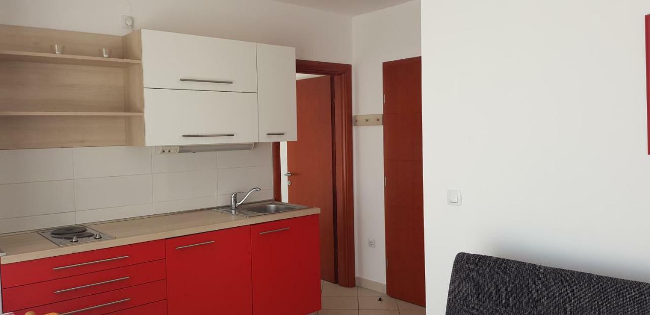 Apartments Biba Novalja Exterior photo